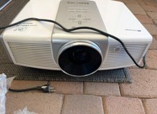 benq W5000 Projector